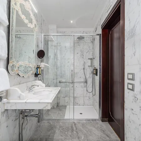 Palazzo Paruta & Wellness Suites Venice Room photo
